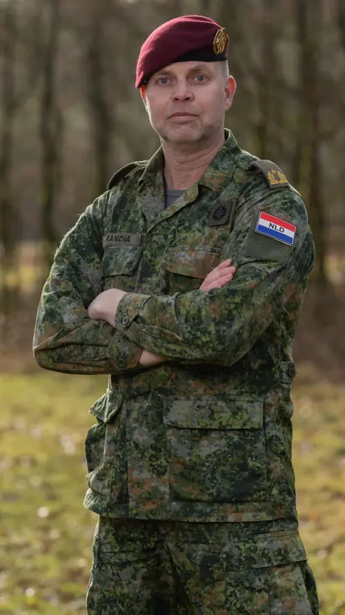 VOORKEUR HALF NFP 20240201-Portretten Generaal Frank Grandia-HB-22.jpg (2)